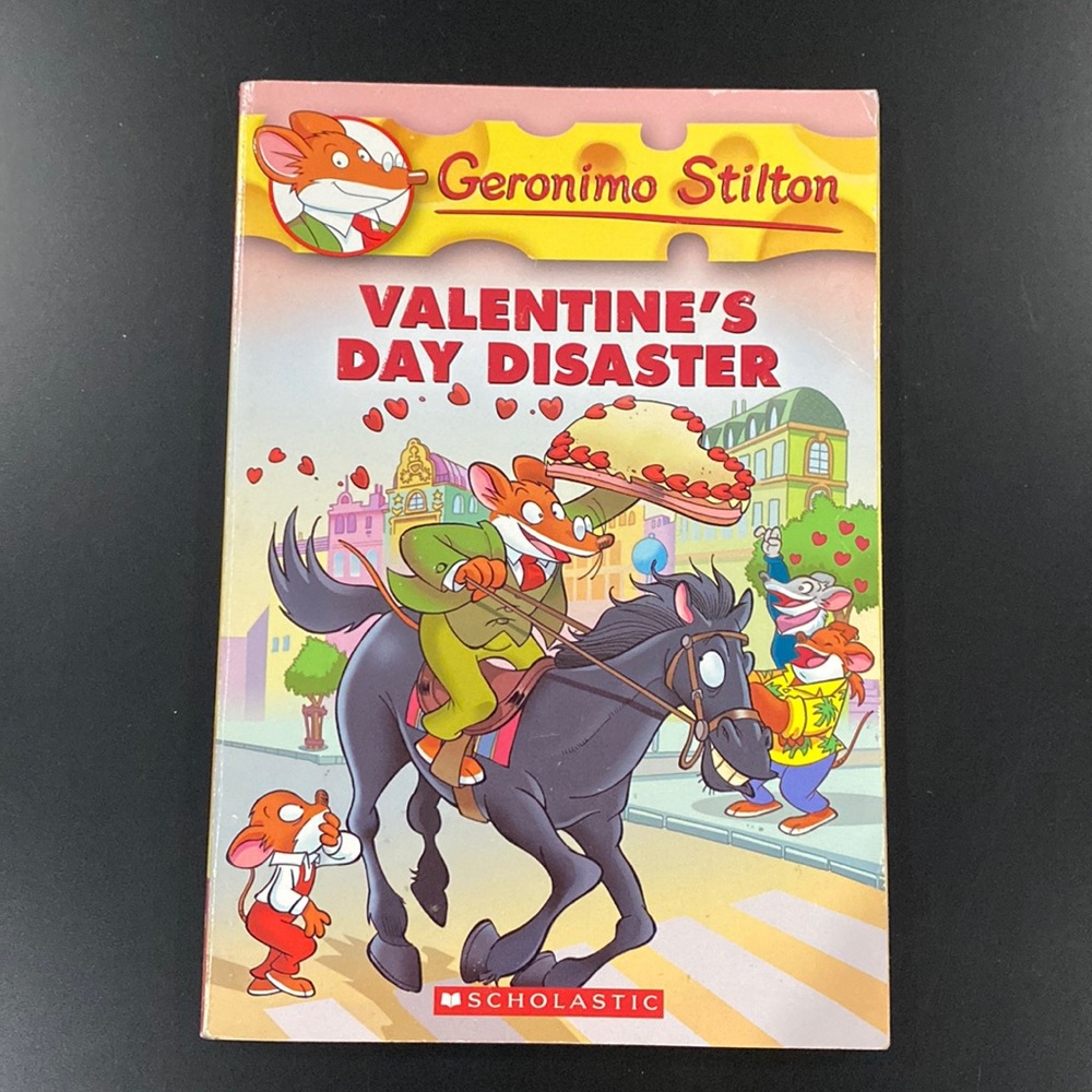 Geronimo Stilton #23: Valentine’s Day Disaster - Scholastic Paperback Novel